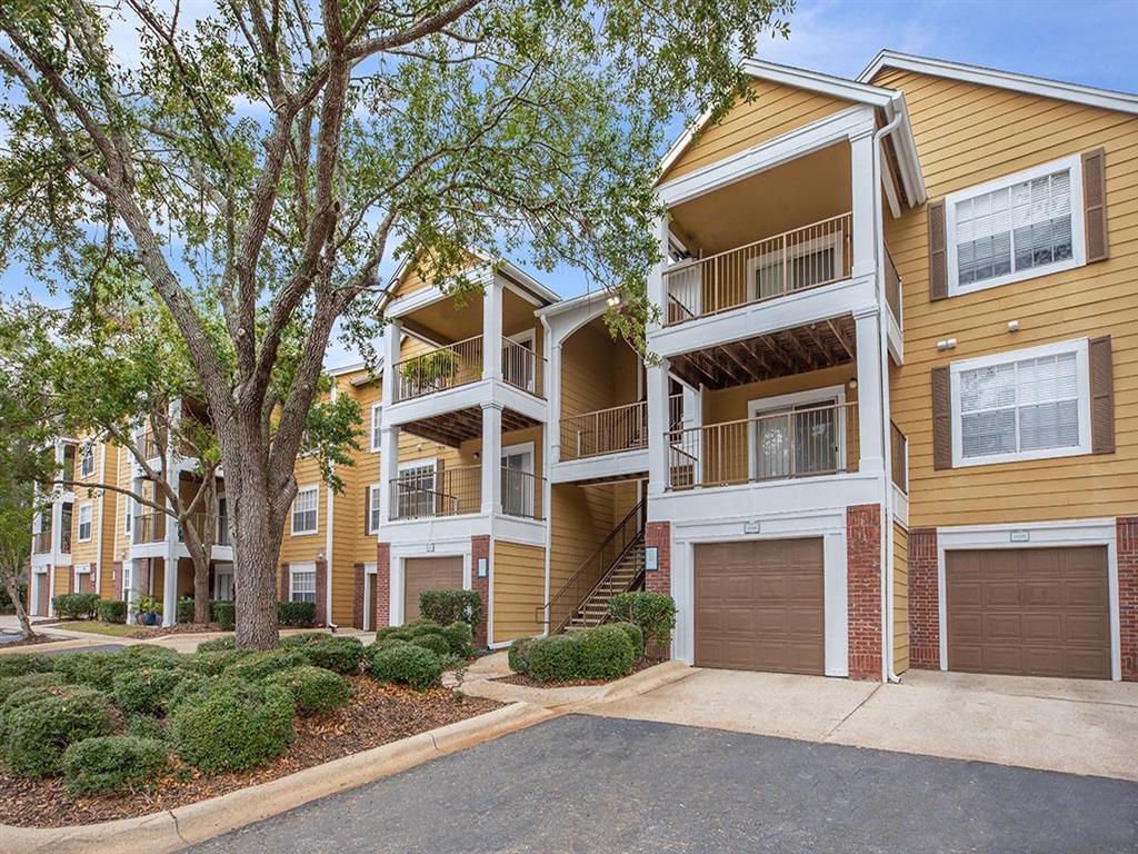 Photos and Video of Jackson Square Apartments in Tallahassee, FL